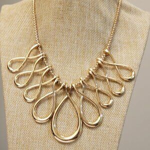 Erica Lyons, NWT, unique, bold, chunky, heavy gold tone fashion necklace